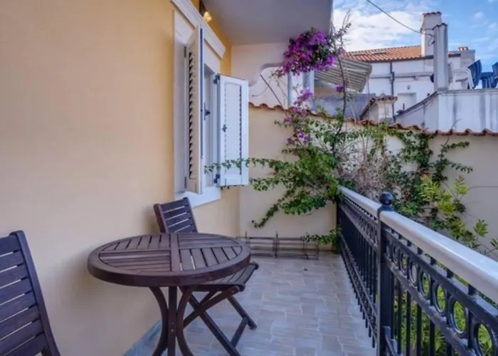 Lovely House, Near Center, Apartment *
